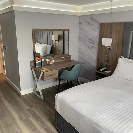 Best Western Premier Heronston Hotel & Spa Bridgend  Exterior foto